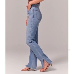 Abercrombie ‘90s straight leg curve love ultra high rise with split hem